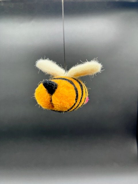 Make this adorable Chonky Bee at home with this easy to follow DIY needle felting kit.