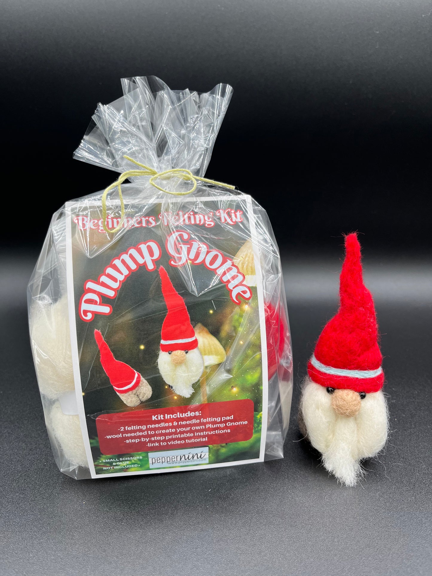 Make this cute Plump Gnome at home with this easy to follow DIY needle felting kit. 